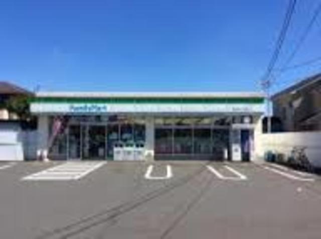 コンビニ　ファミリーマート淵野辺本町一丁目店（コンビニ）まで384m