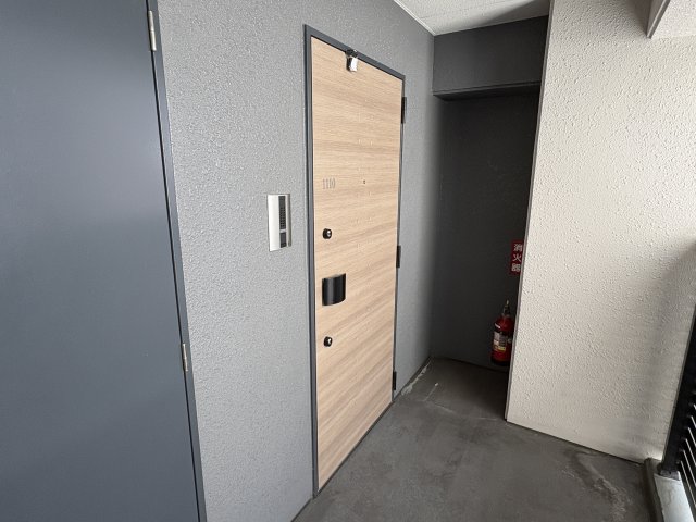 S-RESIDENCE上前津駅前の玄関写真
