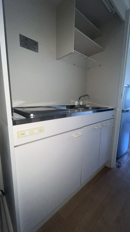キッチン　※別部屋参考写真