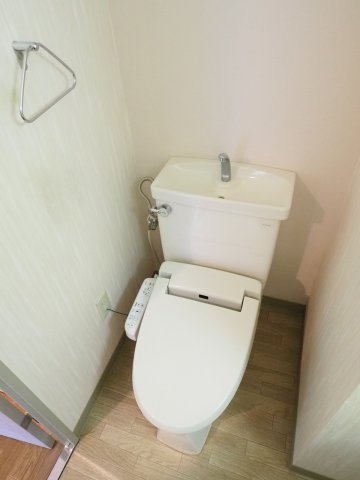 オズコート神戸本山のトイレ写真