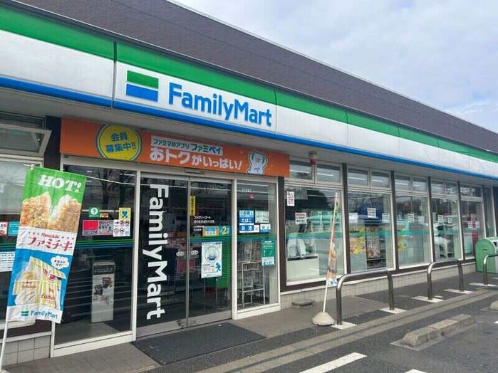 コンビニ　ファミリーマート 東京医科大学前店（コンビニ）まで121m