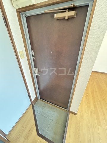 クレードル菊名の玄関写真
