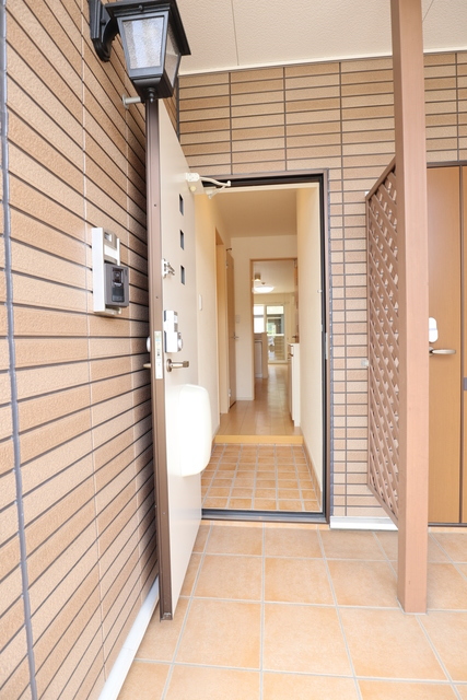 エントランス　玄関入り口です