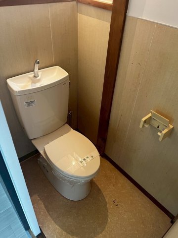 トイレ　別のお部屋の写真です。