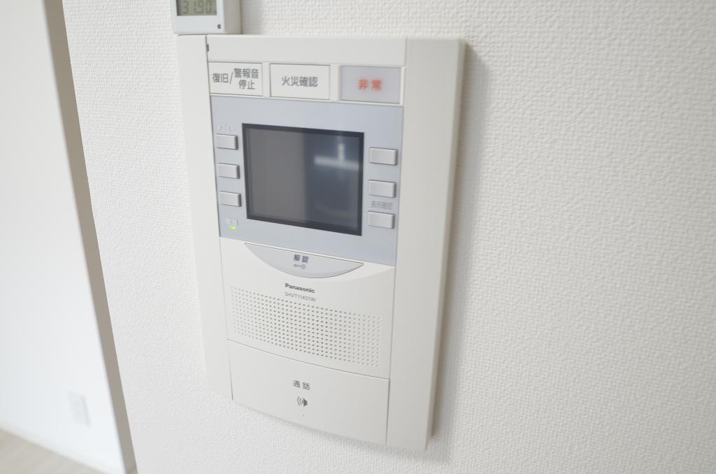 セキュリティ　カメラ付インターホン