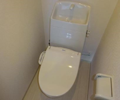 トイレ　※同型タイプ参考写真