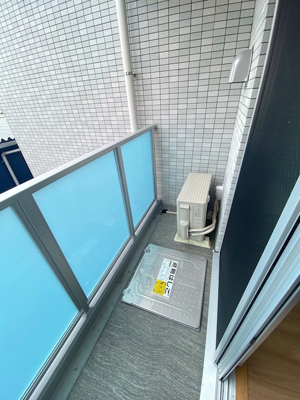 バルコニー　（参考写真）同じ間取の別のお部屋です