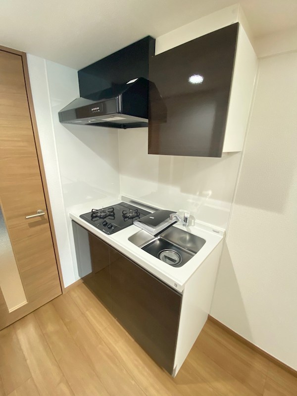 キッチン　（参考写真）同じ間取の別のお部屋です