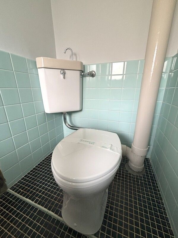 日光ビルのトイレ写真