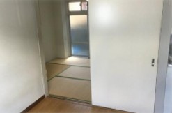日光ビルの居間写真