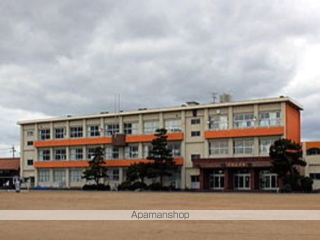 小学校　大関小学校（小学校）まで2600m