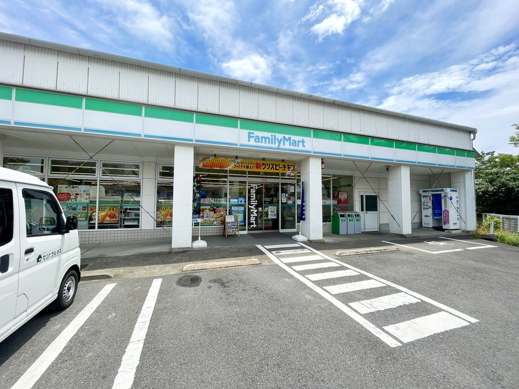 ESMERALDA SHONANの周辺写真