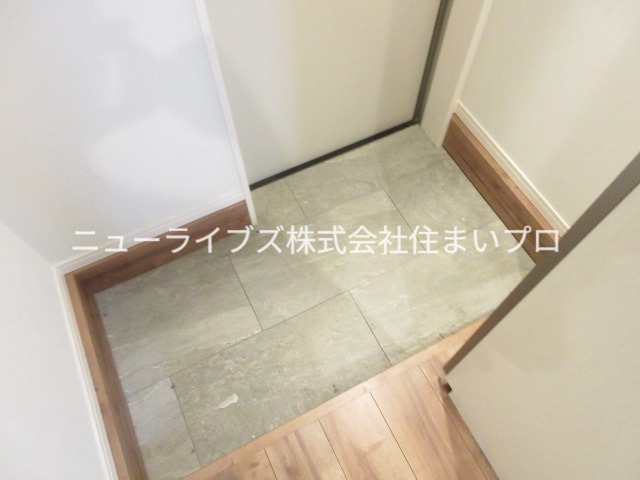 アレグリア藤田町ウエストの玄関写真