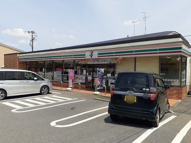 コンビニ　セブンイレブン取手本郷１丁目店（コンビニ）まで70m