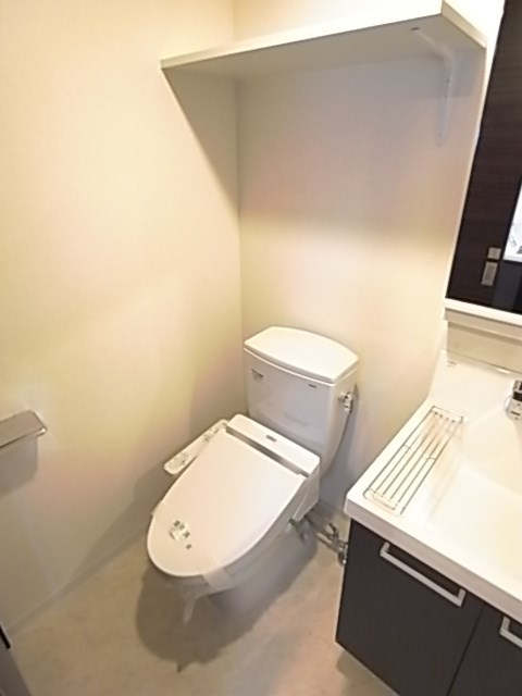 トイレ　コンパクトで使いやすいトイレです
