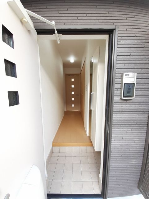 チェリーブロッサムIIの玄関写真