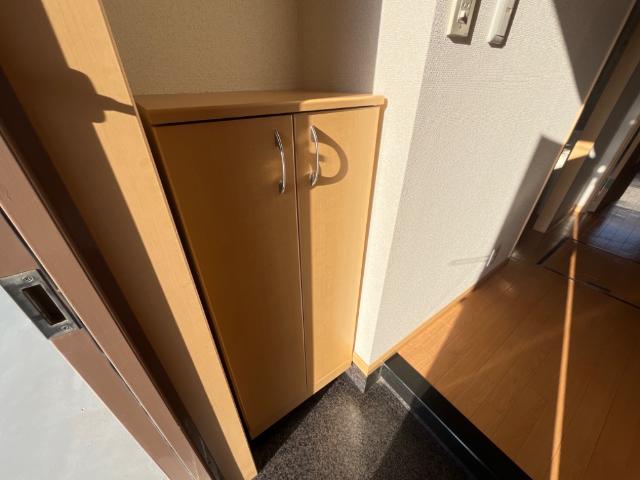メゾングラースの玄関写真