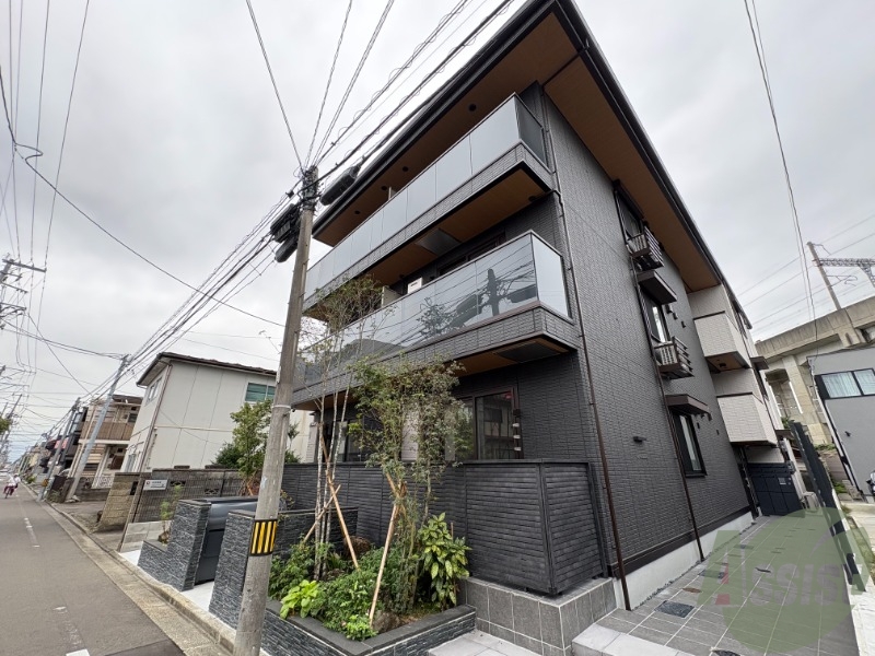 建物外観　若林区成田町「Ｌｕｘｅ　Ｇｒａｃｉａ　成田町」