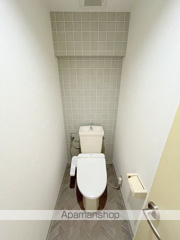 ＪＲ阪和線 富木駅 徒歩8分 3階建 築34年のトイレ写真