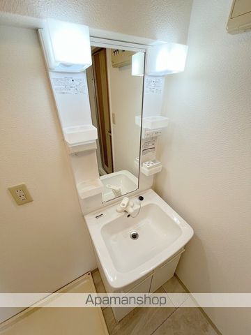 ＪＲ阪和線 富木駅 徒歩8分 3階建 築34年の内装写真