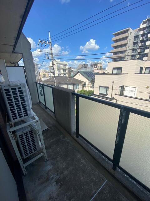 ＪＲ中央線 中野駅 徒歩12分 4階建 築31年の内装写真