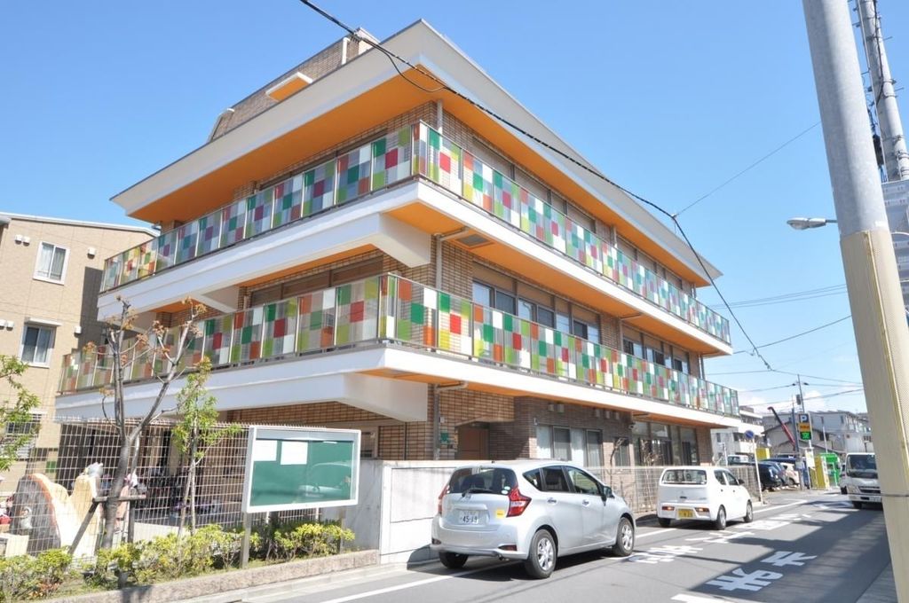 幼稚園・保育園　篠崎わんぱく保育園（幼稚園・保育園）まで240m