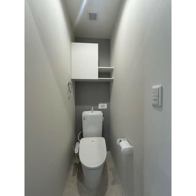京王井の頭線 三鷹台駅 徒歩8分 2階建 築2年のトイレ写真
