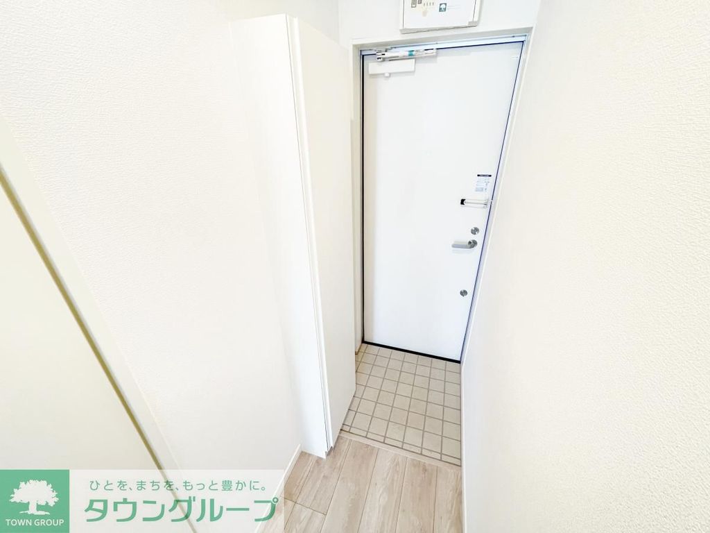 玄関　※別部屋の参考写真です※