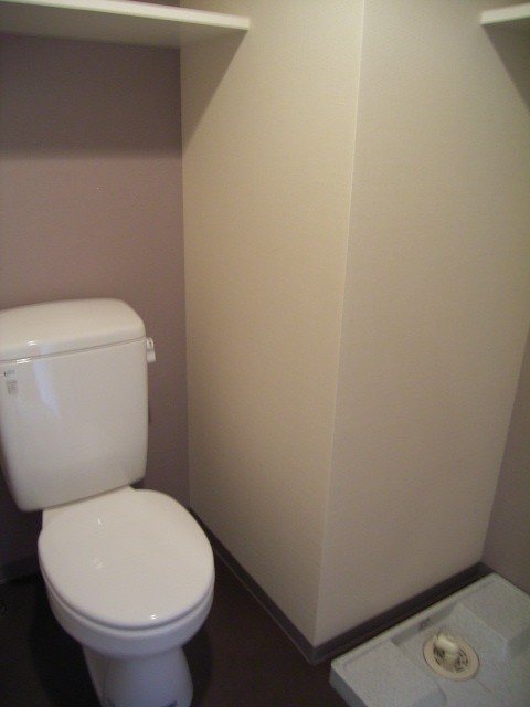 フェニックス伊勢佐木町弐番館のトイレ写真