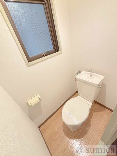 トイレ　セパレートでゆったり使えます♪♪
