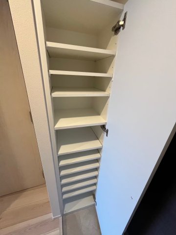 クレヴィスタ高砂の内装写真