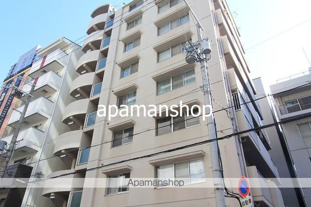 地下鉄長堀鶴見緑地線 西大橋駅 徒歩5分 8階建 築37年の外観写真