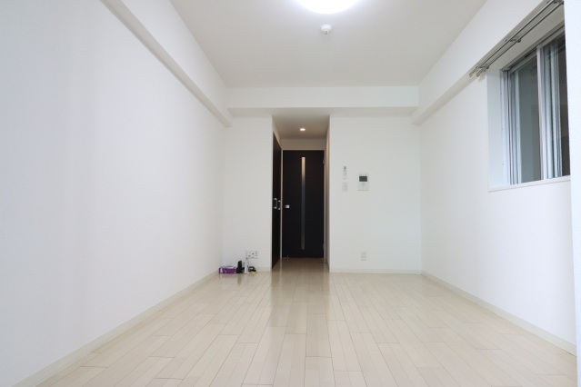 プレディアスタイル紙屋町の居間写真