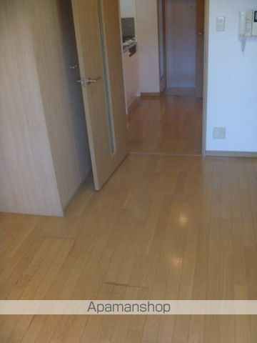 ＪＲ中央線 高円寺駅 徒歩10分 9階建 築23年の居間写真