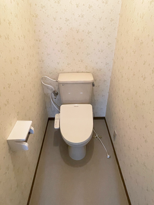 トイレ　異なる場合は現況を優先します。