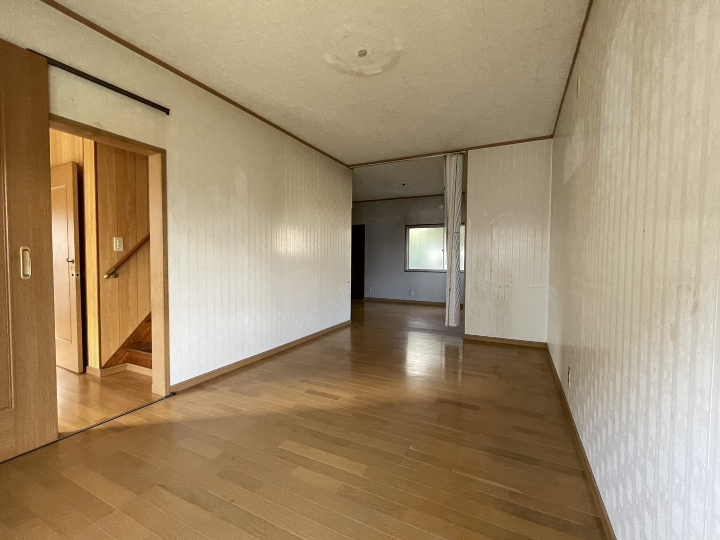 伊藤様貸家の居間写真