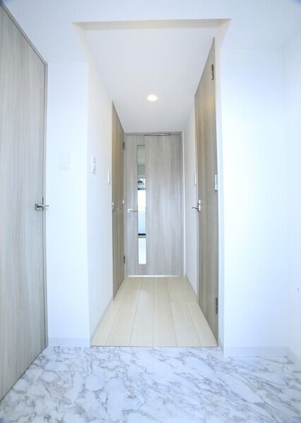 SーRESIDENCE神宮西駅前ascentの玄関写真