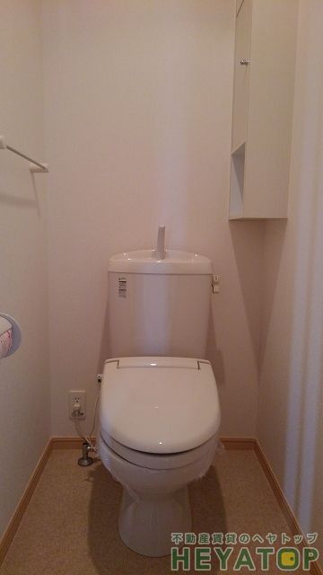 地下鉄桜通線 瑞穂区役所駅 徒歩17分 3階建 築16年のトイレ写真
