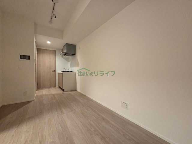 オープンブルーム八広eastの居間写真