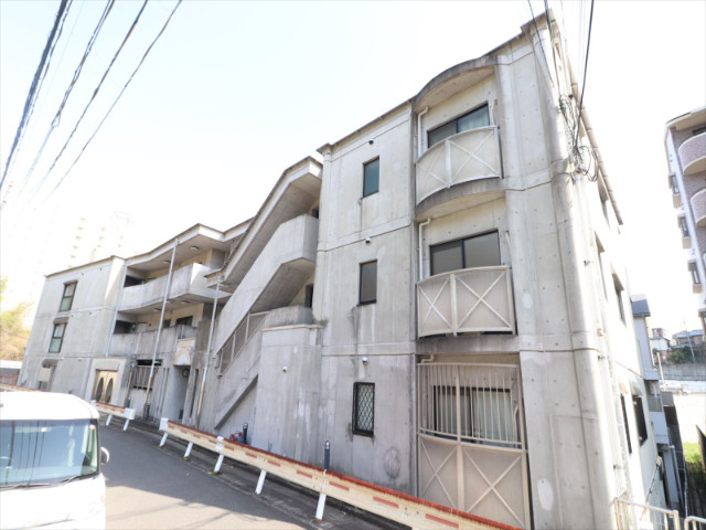 建物外観　RC造のマンションです