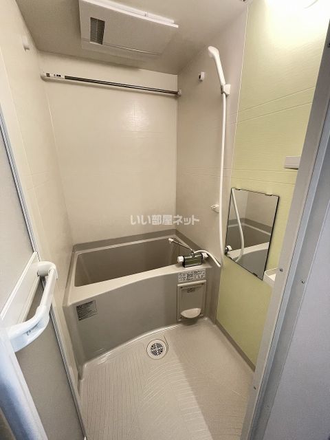 近鉄けいはんな線 吉田駅 徒歩7分 3階建 築4年の風呂写真