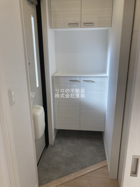 玄関　シューズボックス付☆いつでもスッキリ片付きますね！