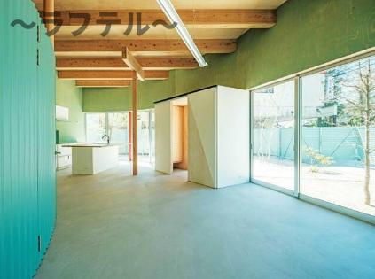 入間市黒須2丁目住宅の居間写真