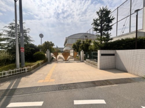 高校・高専　大阪府立豊中高等学校（高校・高専）まで1379m