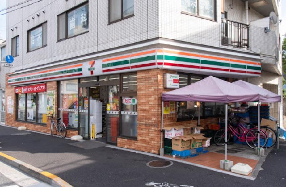 コンビニ　セブンイレブン江戸川二枚橋店（コンビニ）まで320m