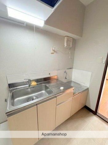 都営三田線 本蓮沼駅 徒歩11分 3階建 築57年のキッチン写真
