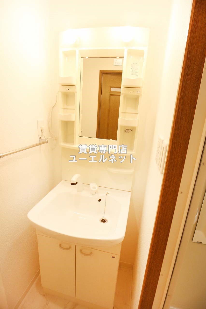 地下鉄御堂筋線 江坂駅 徒歩11分 10階建 築23年の内装写真
