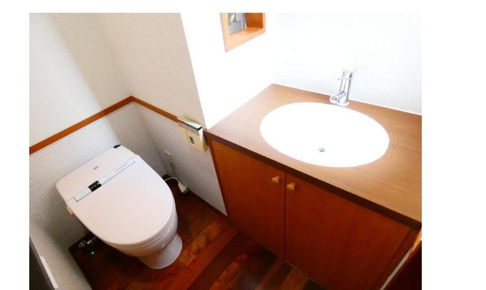 トイレ　コンパクトで使いやすいトイレです
