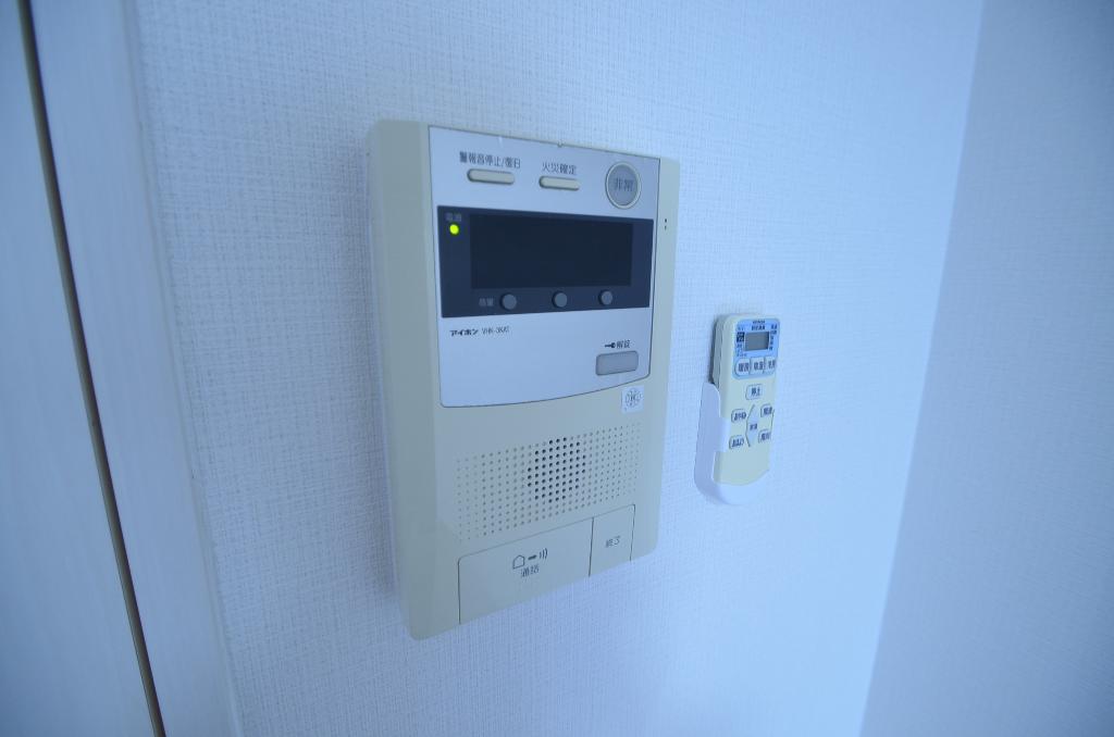 セキュリティ　カメラ付インターホン