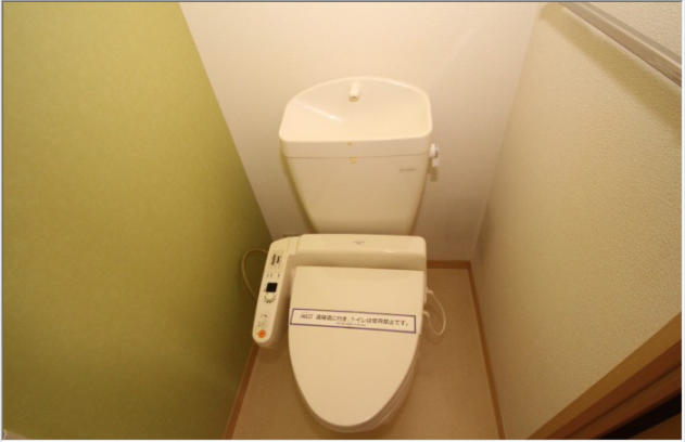 積水ハウスの賃貸住宅のトイレ写真